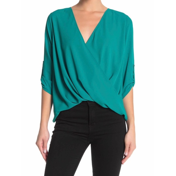 🔥SOLD🔥Nordstrom Lush | Wrap V-Neck Top - Picture 7 of 7